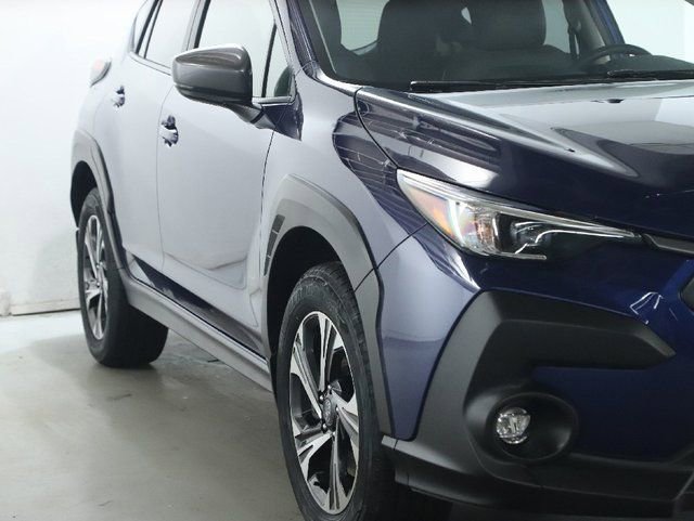 Used 2024 Subaru Crosstrek 2.0i Premium w/ Crosstrek Mirror Package image 8