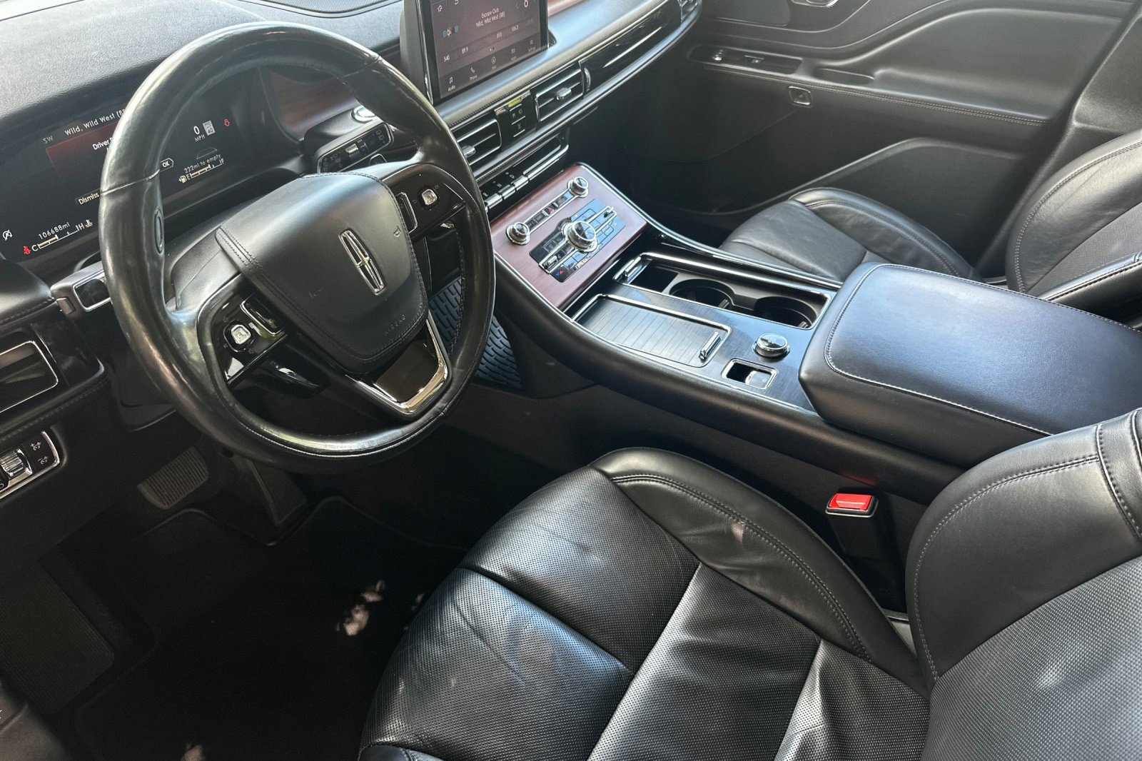 Used 2021 Lincoln Aviator Reserve w/ Equipment Group 201A RWD image 11