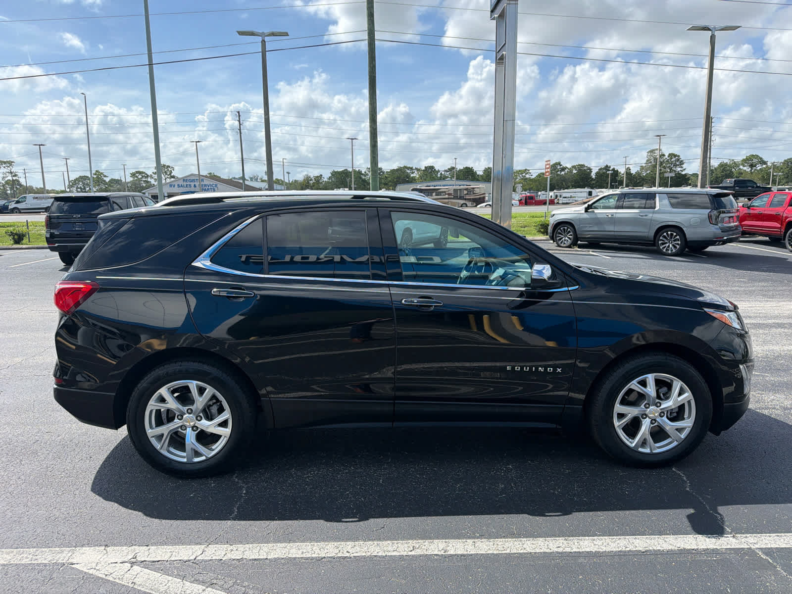Used 2020 Chevrolet Equinox Premier FWD image 6