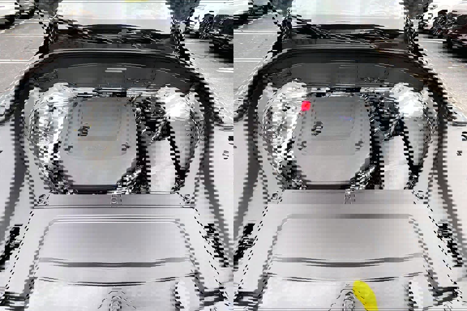 New 2026 Volvo XC90 B6 Ultra w/ Protection Package image 14