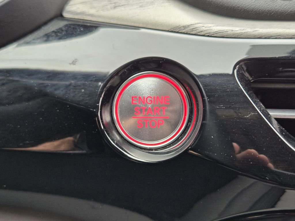 Used 2023 Acura MDX SH-AWD w/ Advance Package image 26