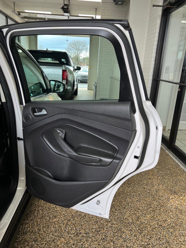 Used 2013 Ford C-MAX SEL image 15