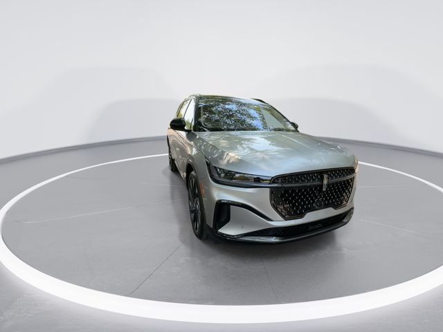 New 2026 Lincoln Nautilus Reserve AWD/4WD image 2