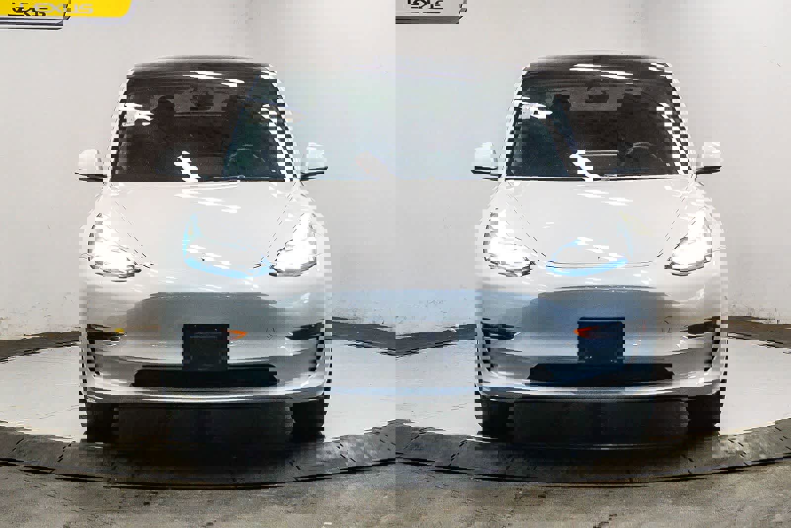 Used 2023 Tesla Model 3 Standard Range image 6