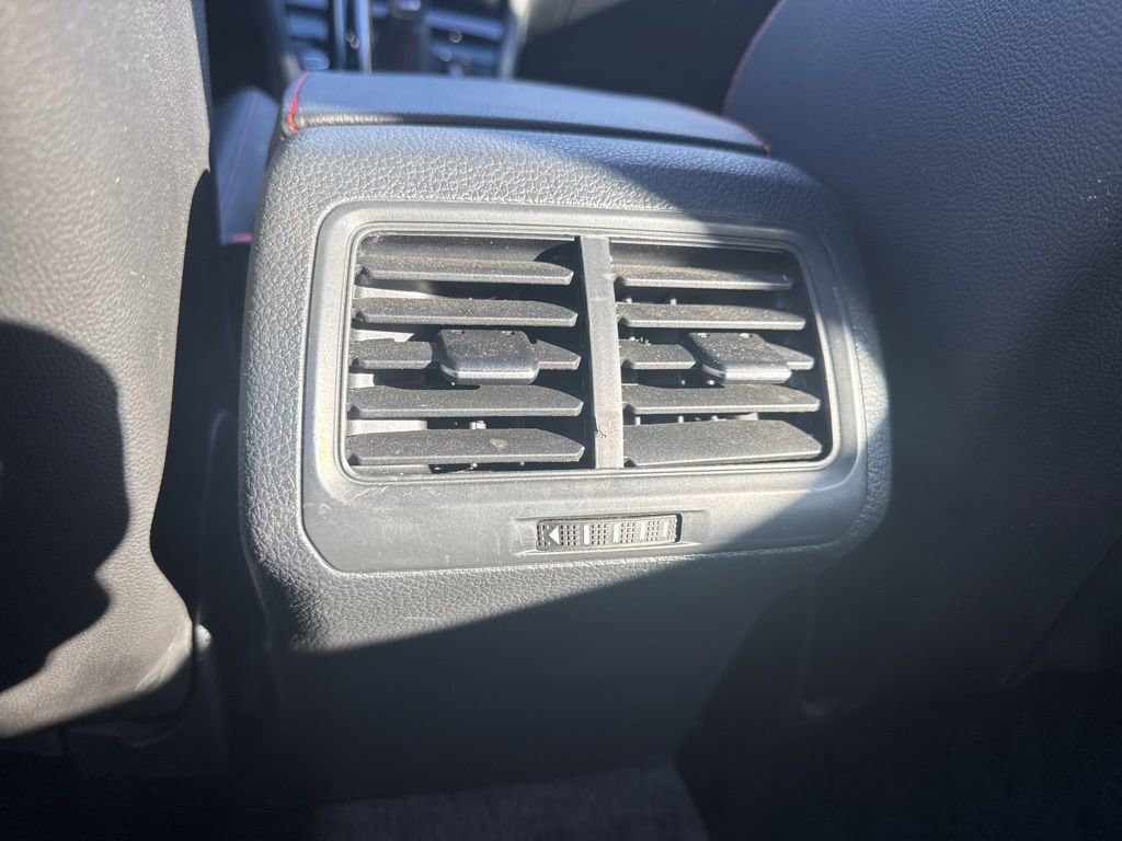 Used 2019 Volkswagen GTI SE image 25