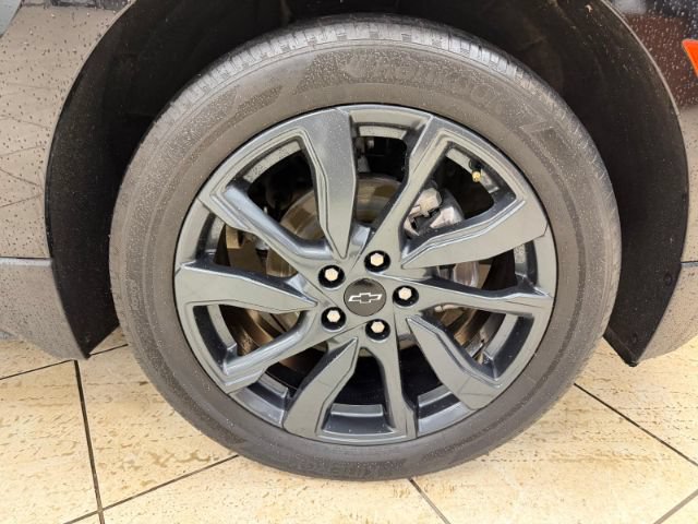 Used 2023 Chevrolet Equinox RS FWD image 21