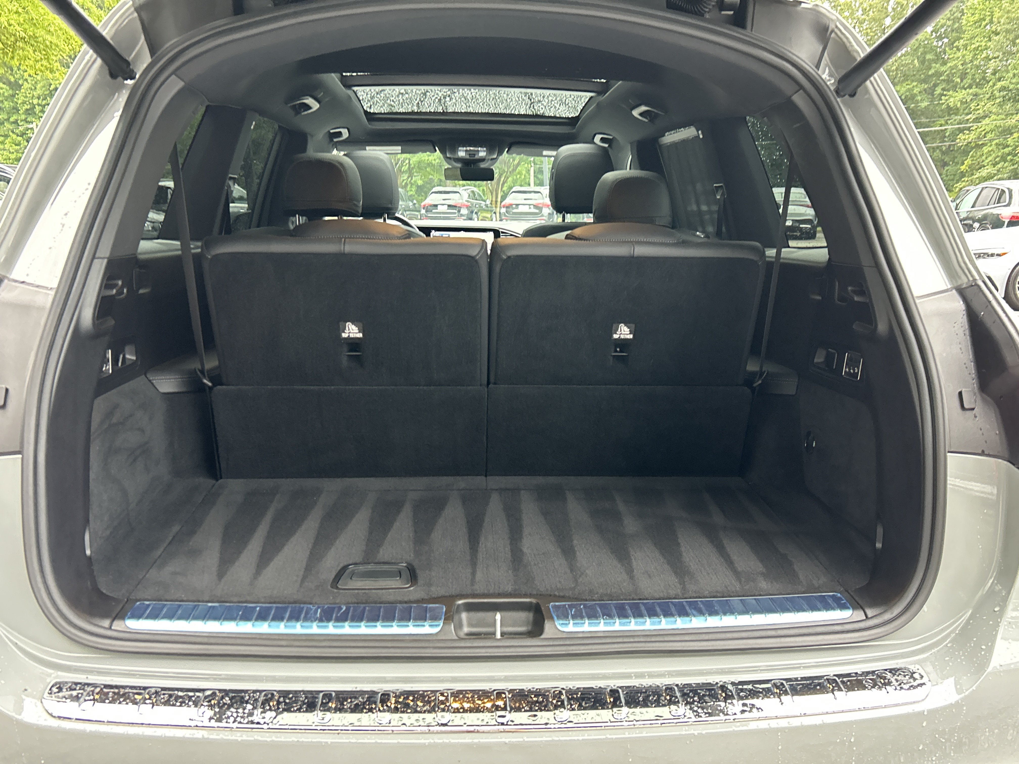 Certified 2025 Mercedes-Benz GLS 450 4MATIC image 10