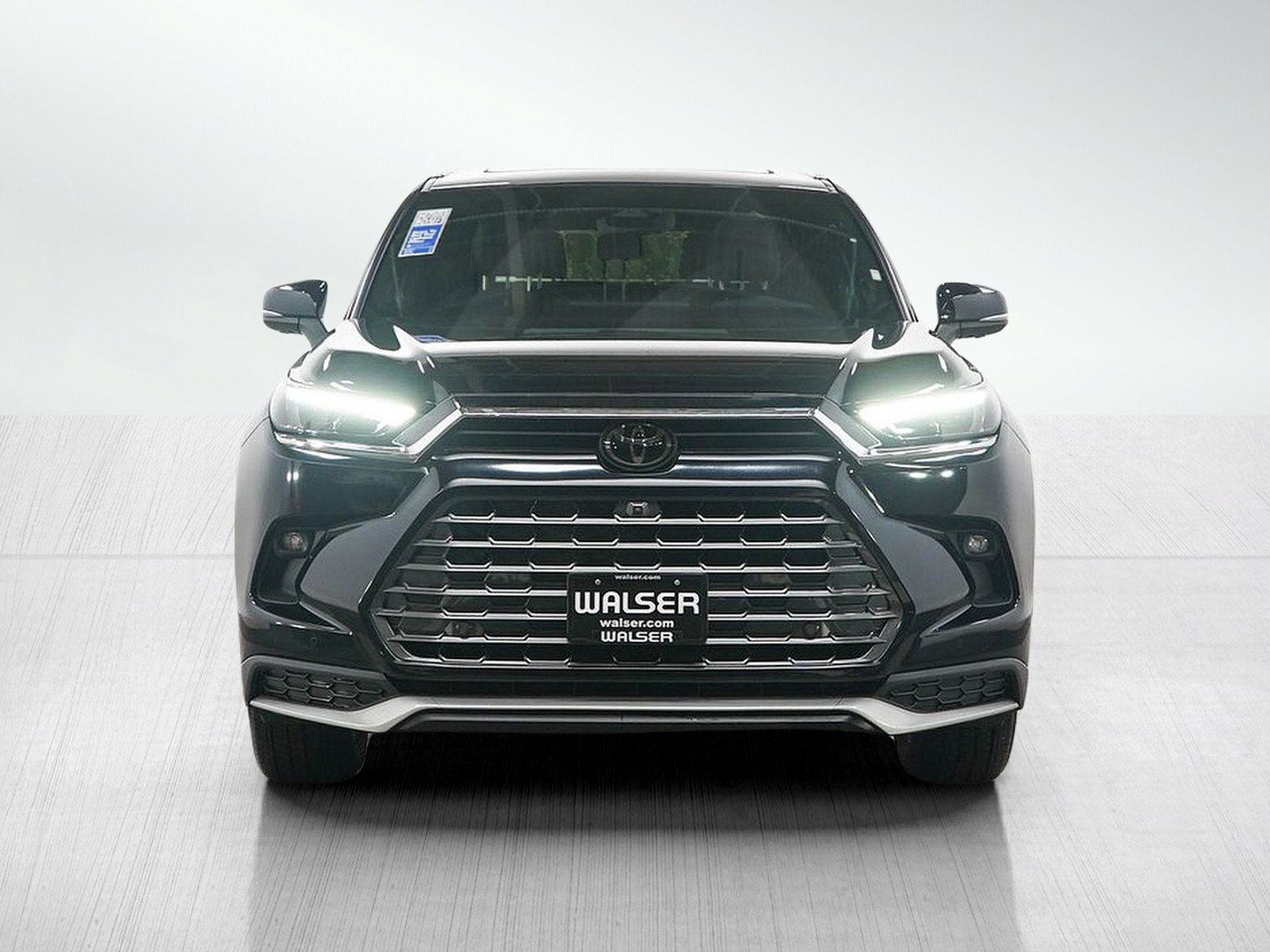 Used 2025 Toyota Grand Highlander AWD Hybrid image 8