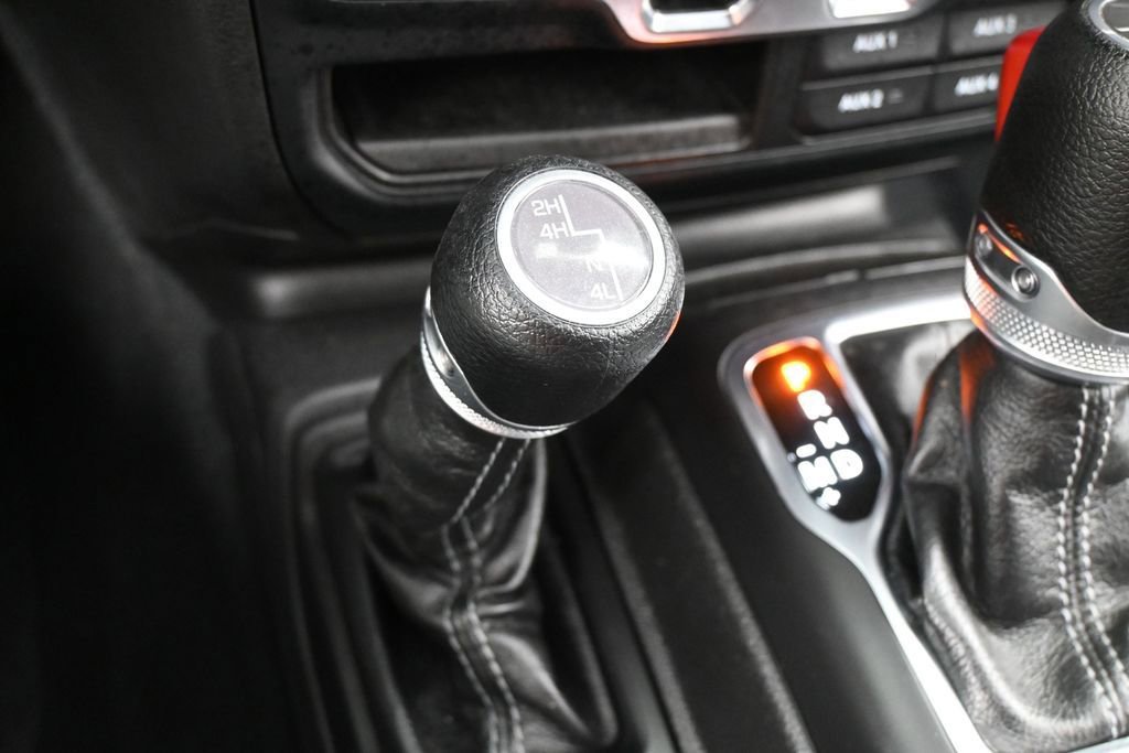 Used 2024 Jeep Wrangler Sport S AWD/4WD image 20