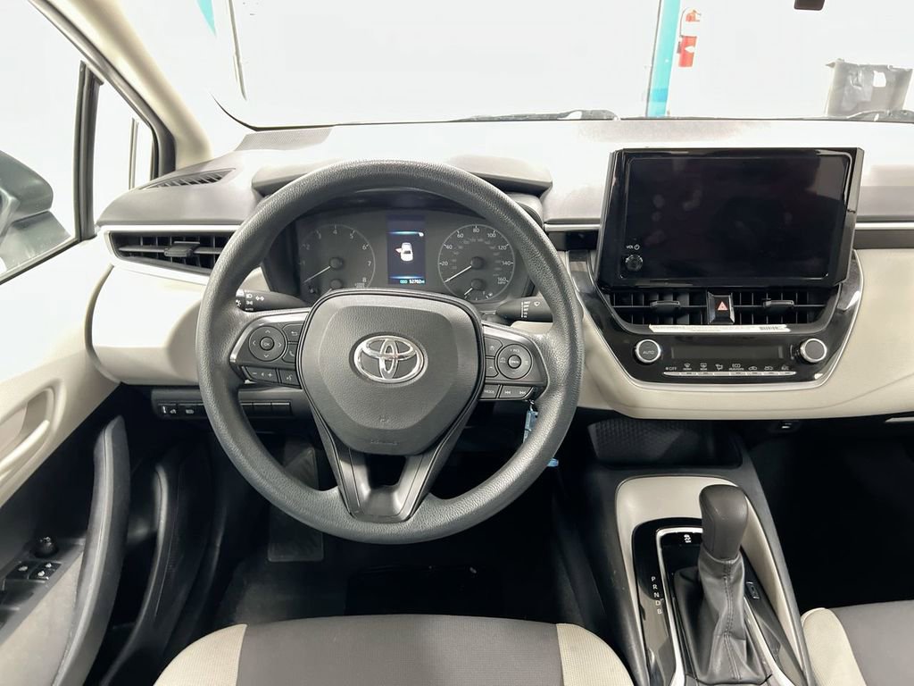 Used 2023 Toyota Corolla LE FWD image 11