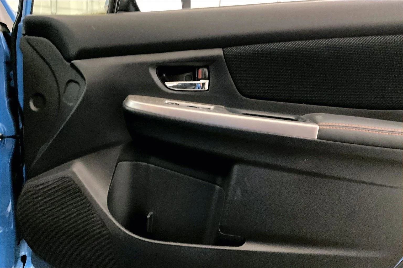 Used 2016 Subaru Crosstrek 2.0i Premium image 24