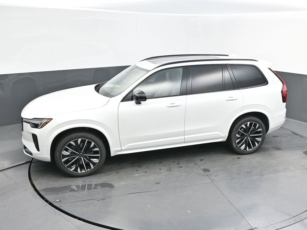 New 2026 Volvo XC90 B6 Ultra w/ Lounge Package image 26
