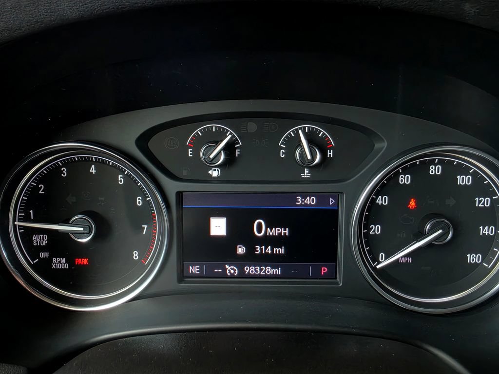 Used 2021 Buick Enclave Premium w/ Surround and Sites Package AWD/4WD image 27