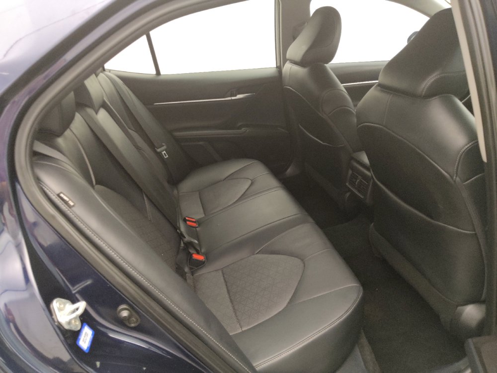 Used 2022 Toyota Camry XSE FWD image 19
