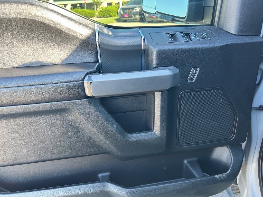Used 2018 Ford F150 XLT w/ Equipment Group 302A Luxury AWD/4WD image 19
