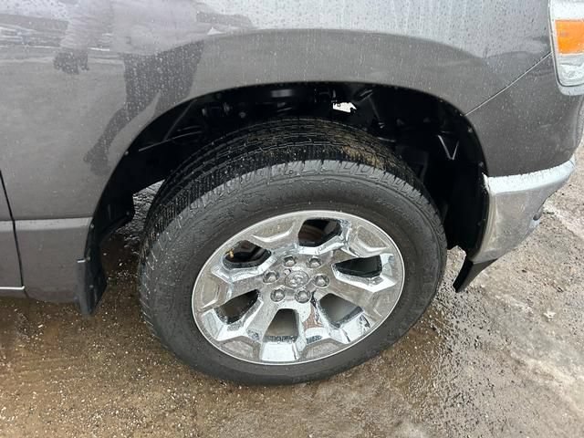 Used 2022 RAM 1500 Big Horn AWD/4WD image 33
