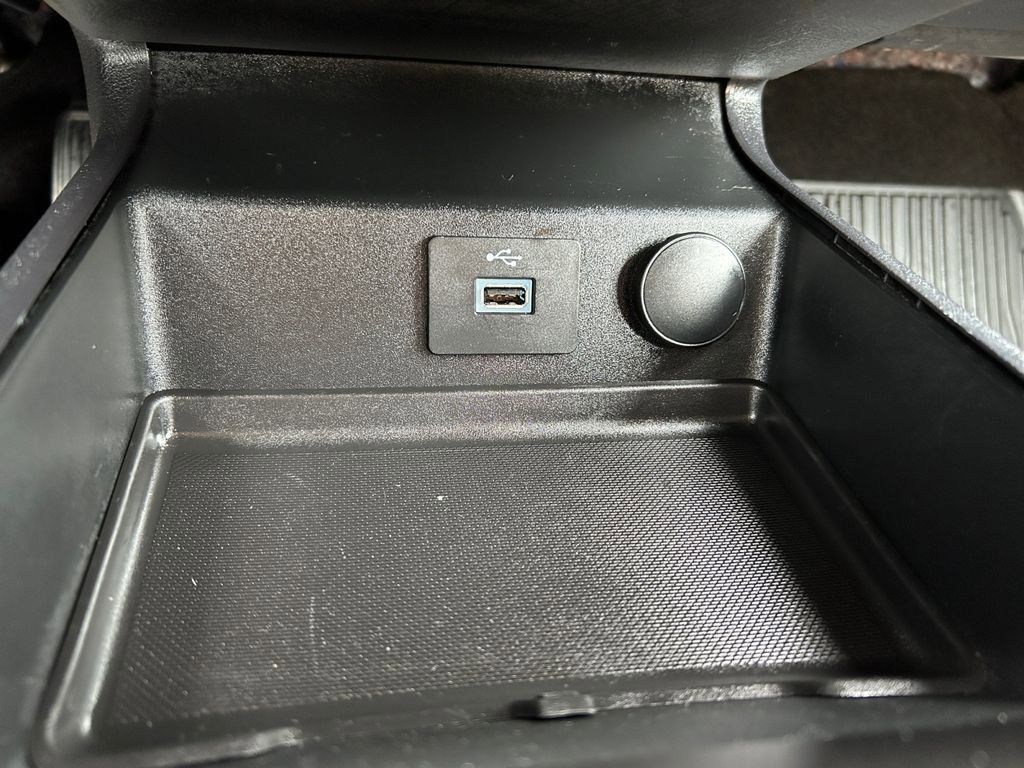 Used 2019 Ford Fusion S FWD image 30