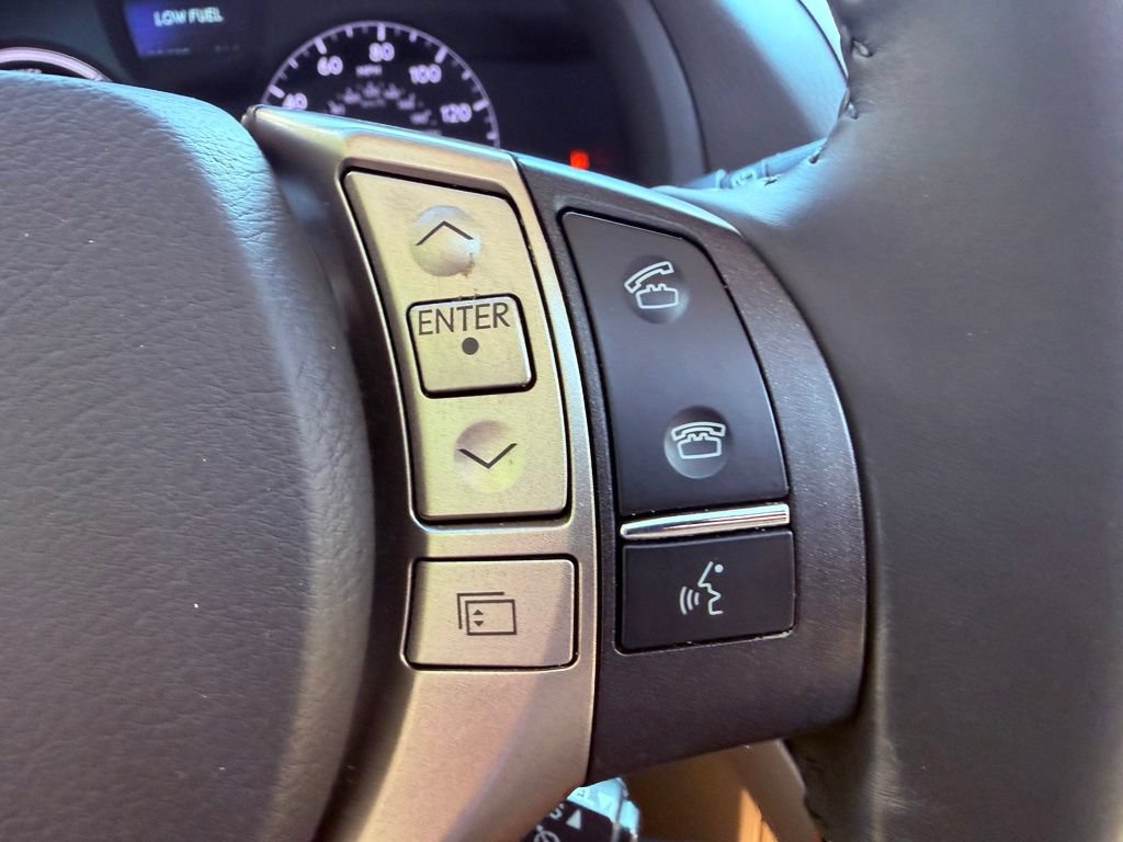 Used 2015 Lexus RX 450h AWD image 22