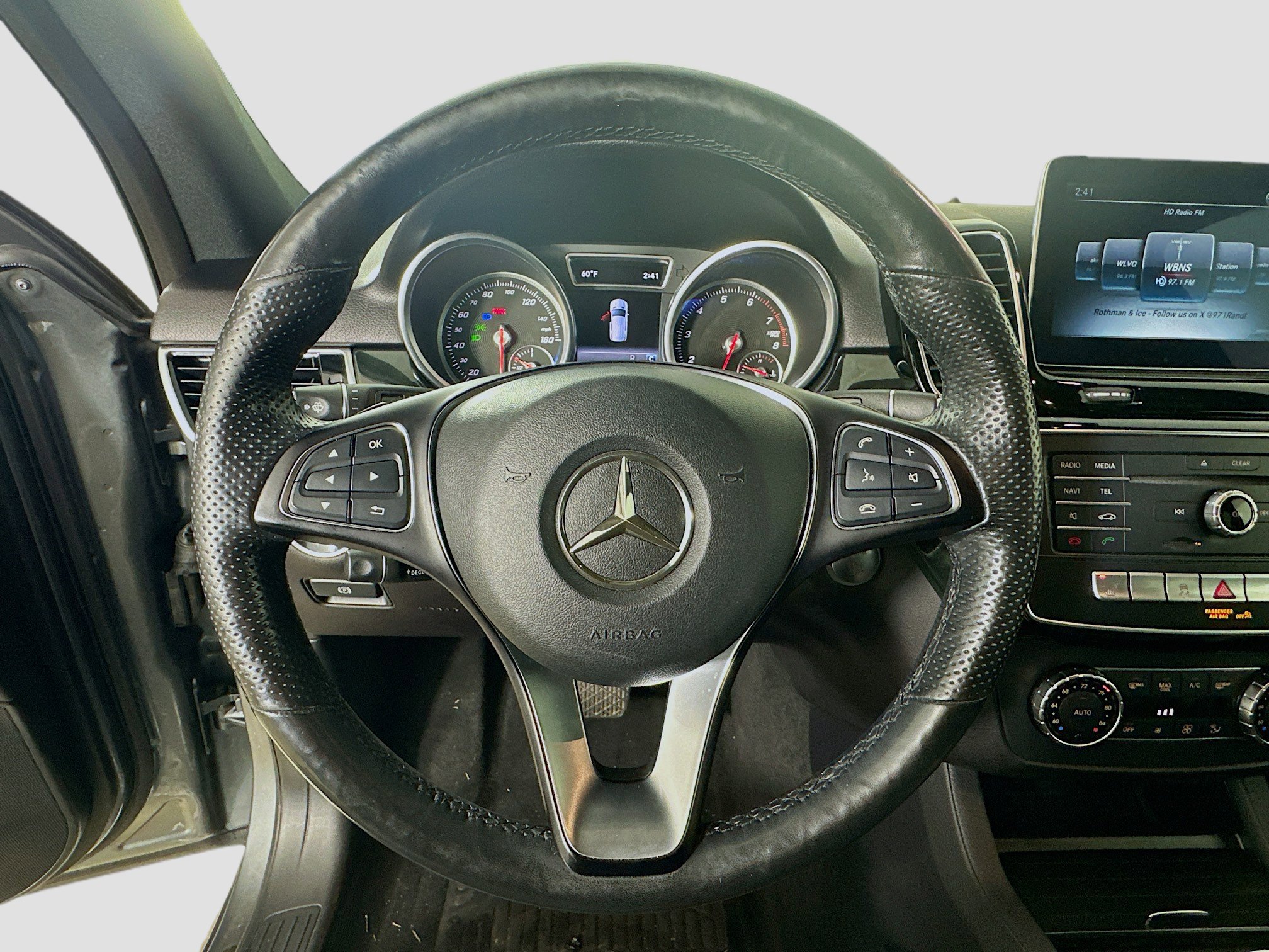 Certified 2017 Mercedes-Benz GLE 350 4MATIC image 11