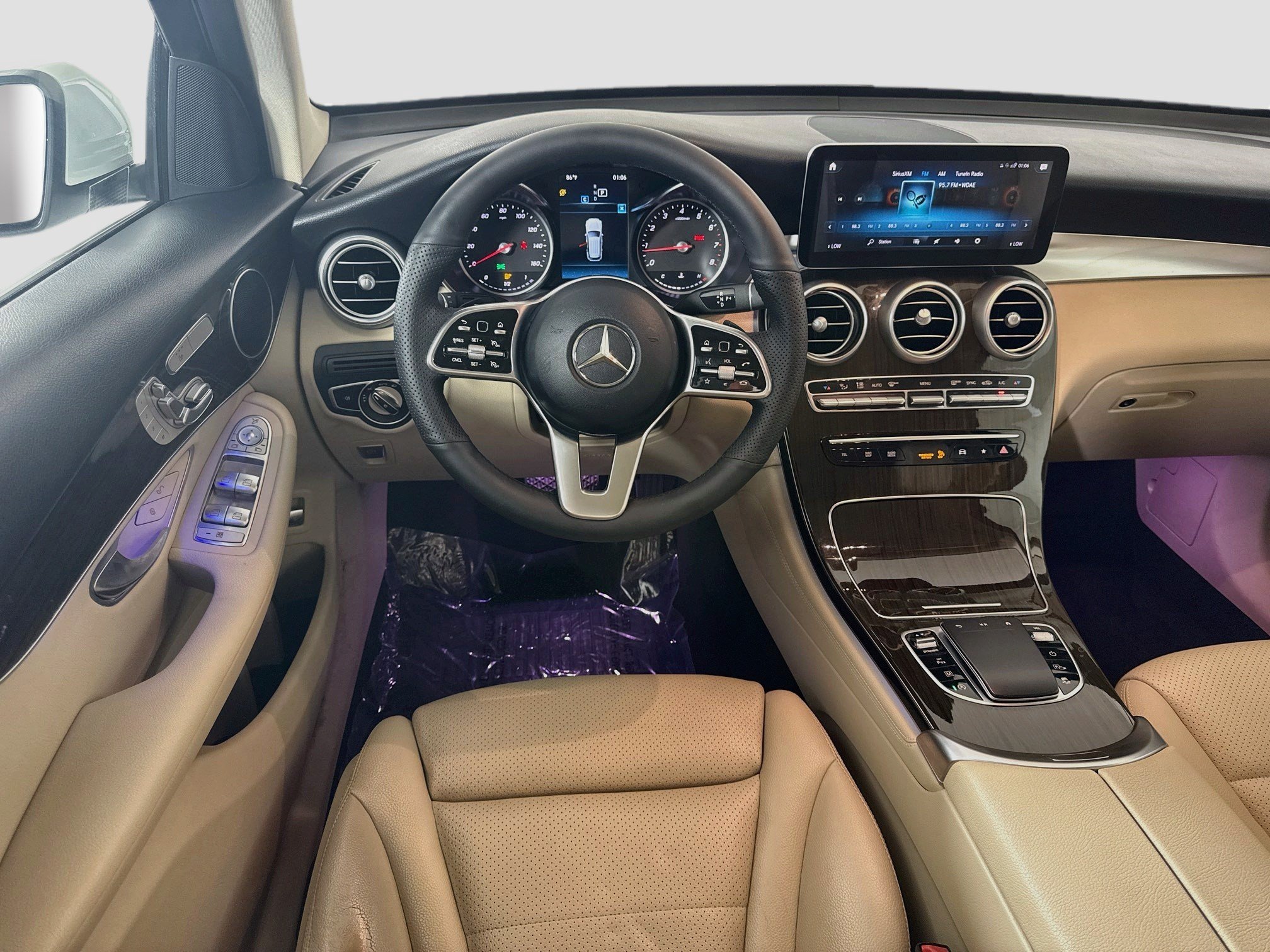 Used 2021 Mercedes-Benz GLC 300 image 17