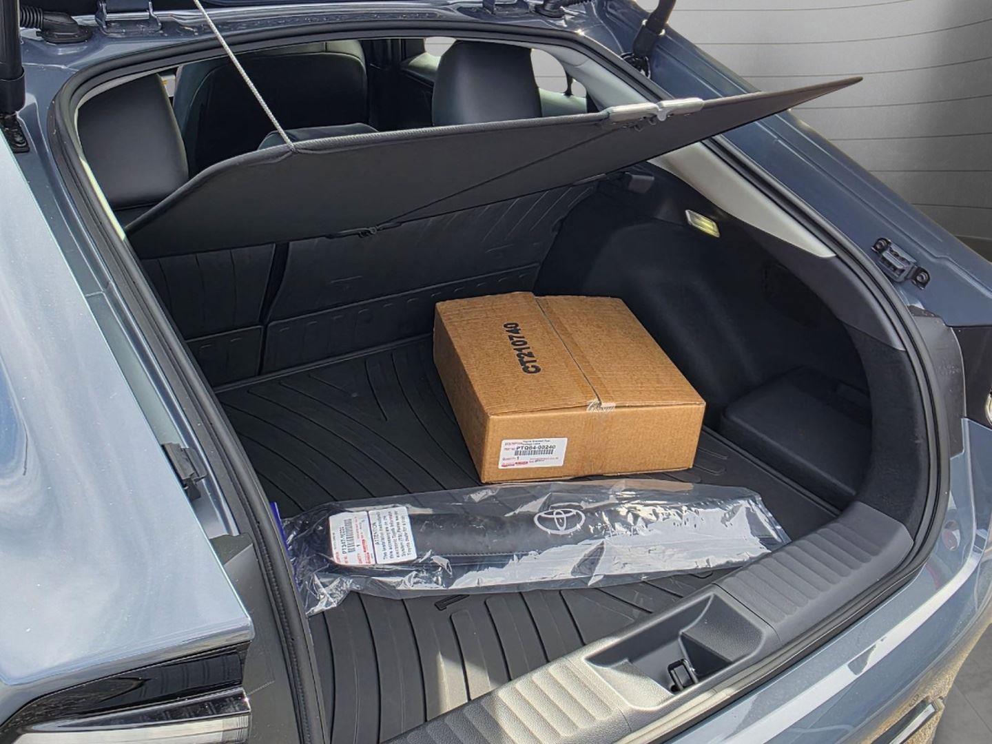 New 2026 Toyota Prius Plug-In Hybrid image 9