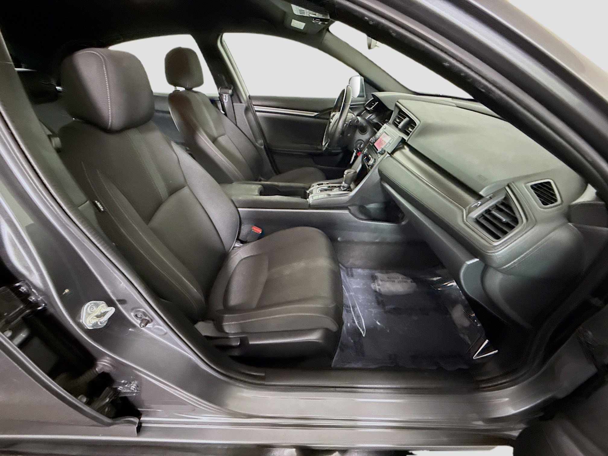 Used 2018 Honda Civic Sport image 28