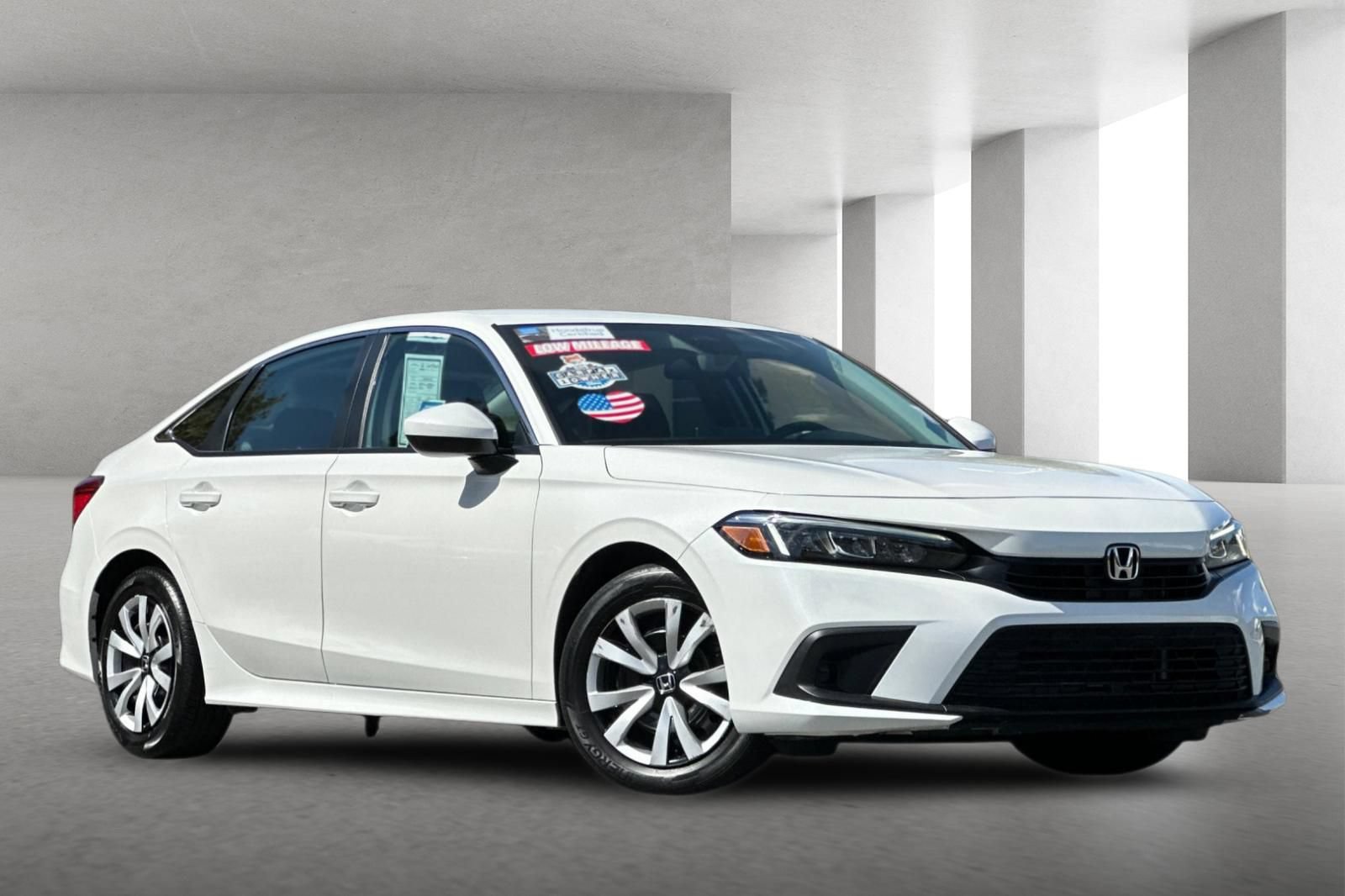 Used 2024 Honda Civic LX image 2