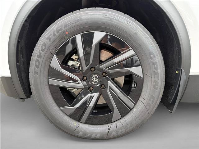 New 2026 Toyota C-HR AWD/4WD image 9