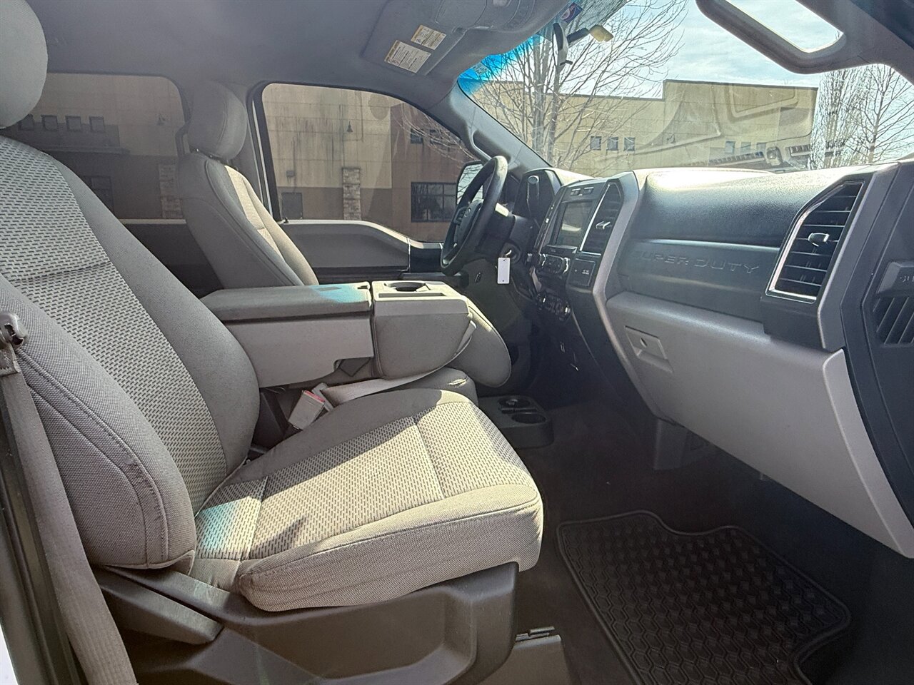 Used 2018 Ford F250 XLT w/ XLT Value Package AWD/4WD image 11