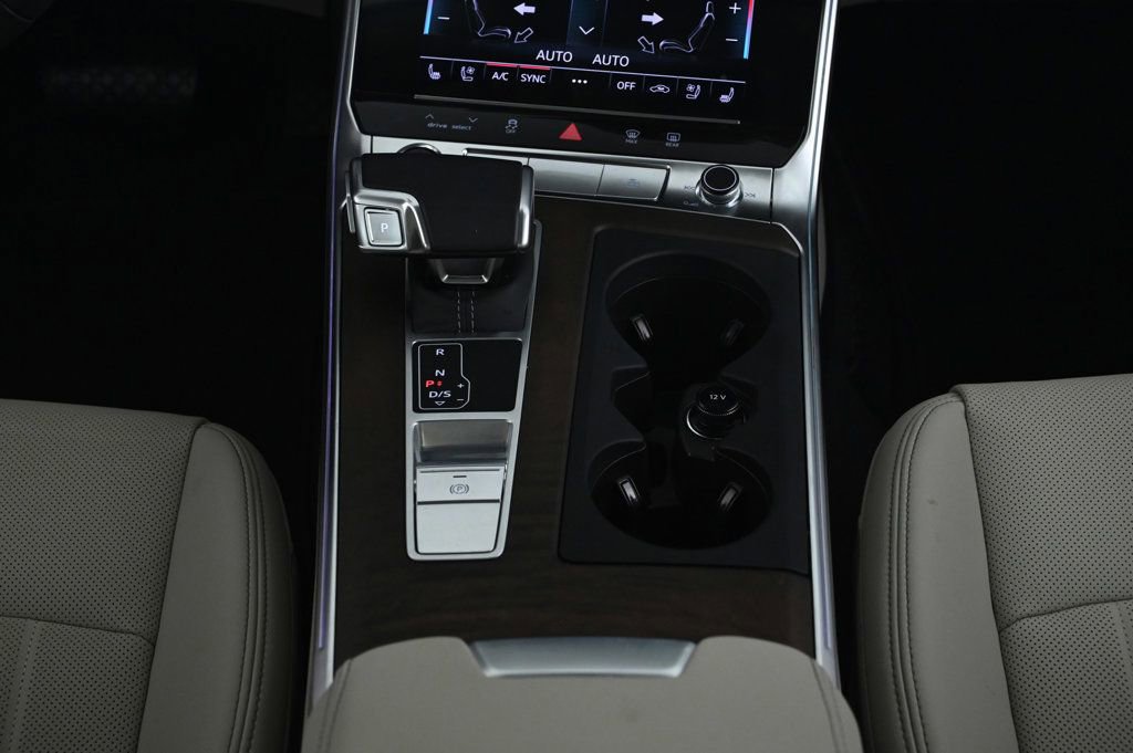 Certified 2025 Audi A6 3.0T Premium w/ Convenience Plus Package image 14