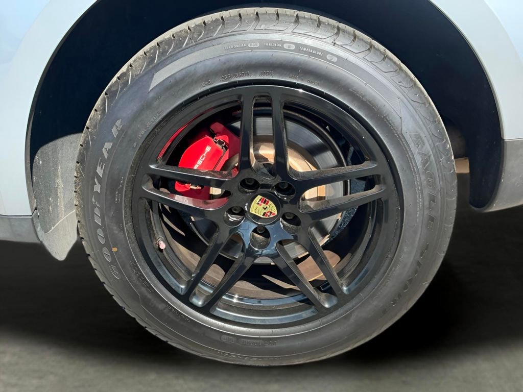 Used 2018 Porsche Macan Sport Edition image 22