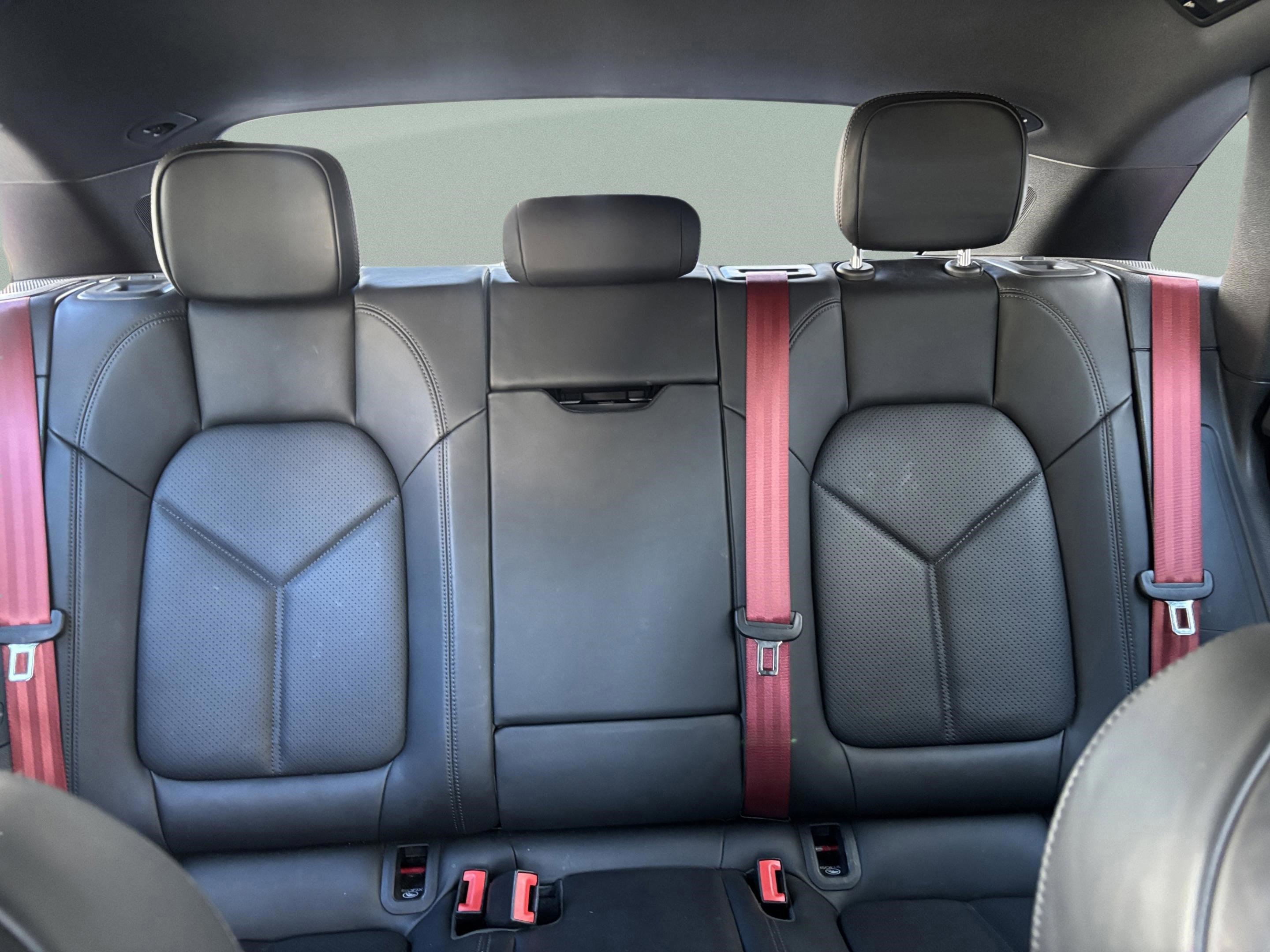 Used 2022 Porsche Macan GTS image 15