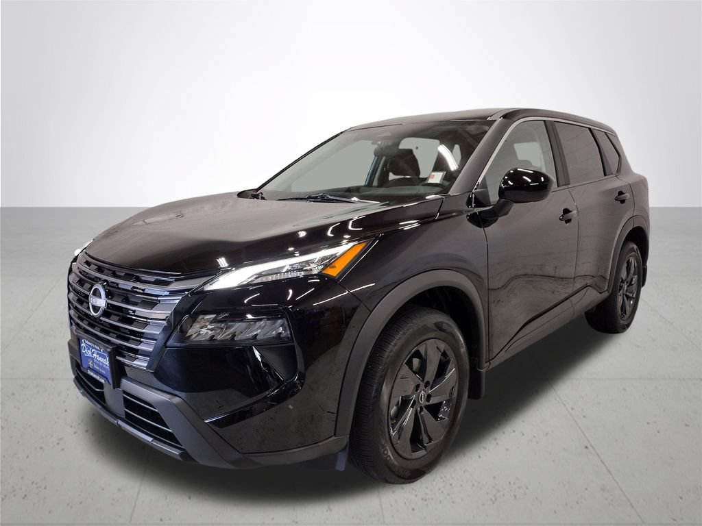 Used 2026 Nissan Rogue SV w/ Cold Weather Package AWD/4WD image 2