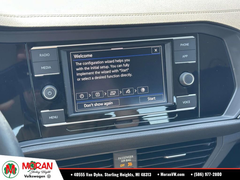 Certified 2023 Volkswagen Jetta SE FWD image 23