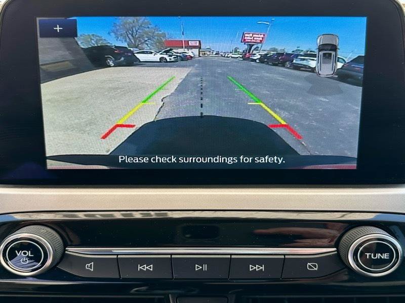 Used 2022 Ford Escape SEL w/ Technology Package FWD image 19
