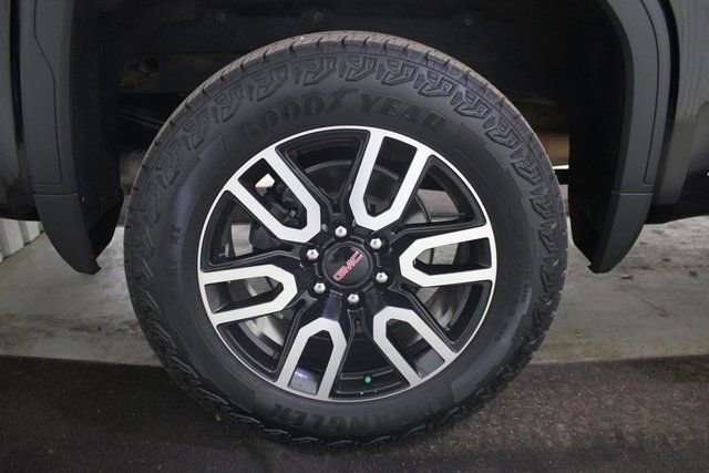 Used 2021 GMC Sierra 1500 AT4 image 30