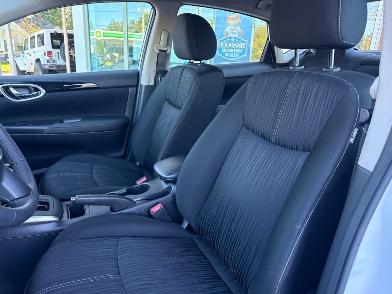 Used 2017 Nissan Sentra SV FWD image 12