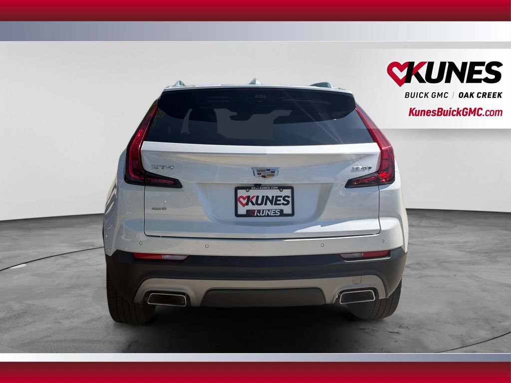 Used 2023 Cadillac XT4 Premium Luxury w/ Enhanced Visibility Package AWD/4WD image 9