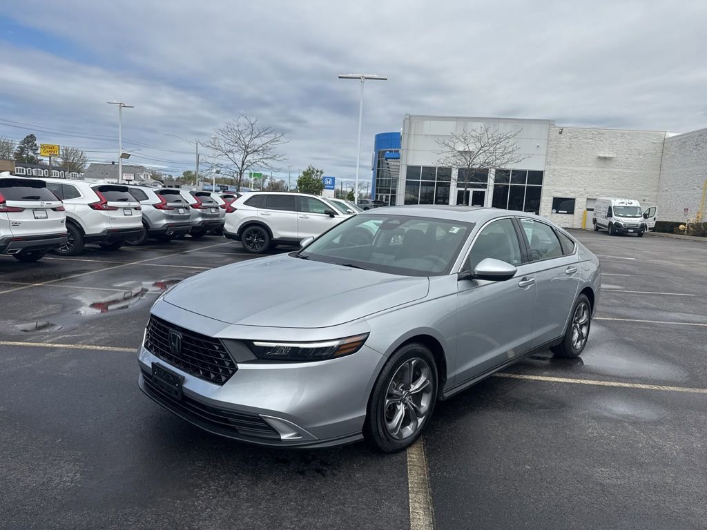 Certified 2024 Honda Accord EX image 9