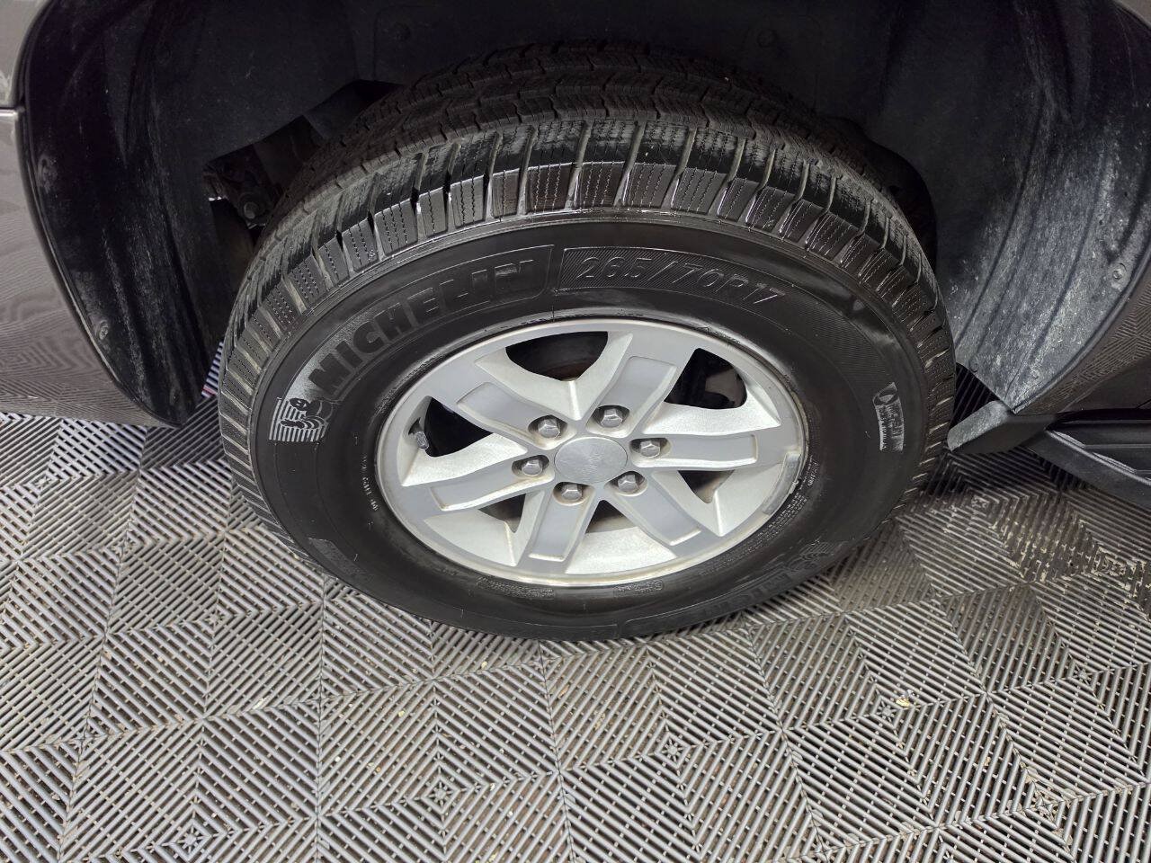 Used 2014 GMC Yukon XL SLT RWD image 30