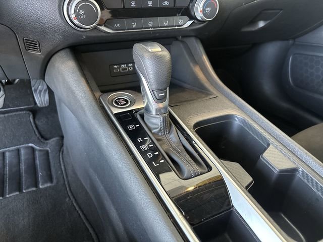 Used 2022 Nissan Sentra SV image 25