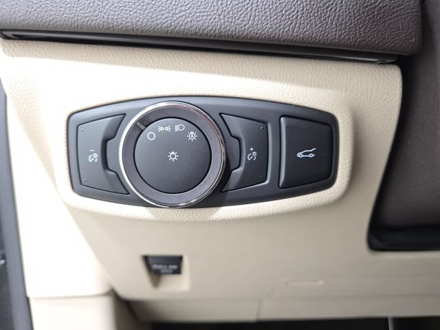 Used 2019 Lincoln MKC Reserve w/ MKC Climate Package AWD/4WD image 22