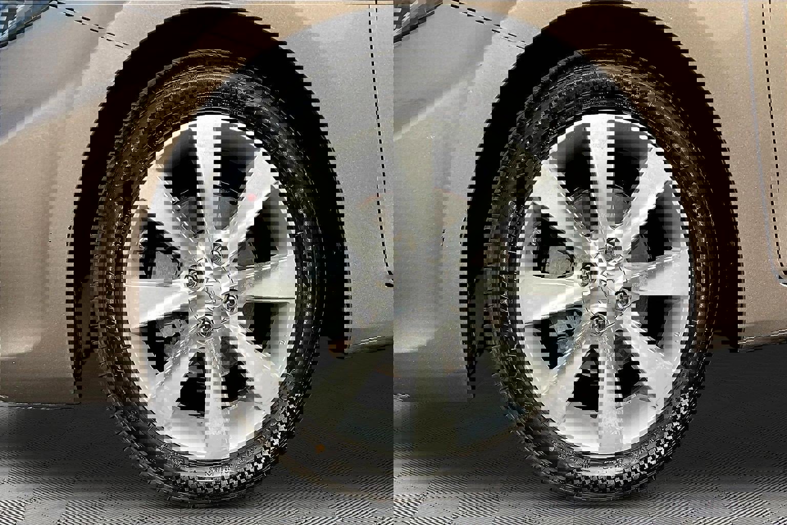 Used 2012 Hyundai Accent SE image 32