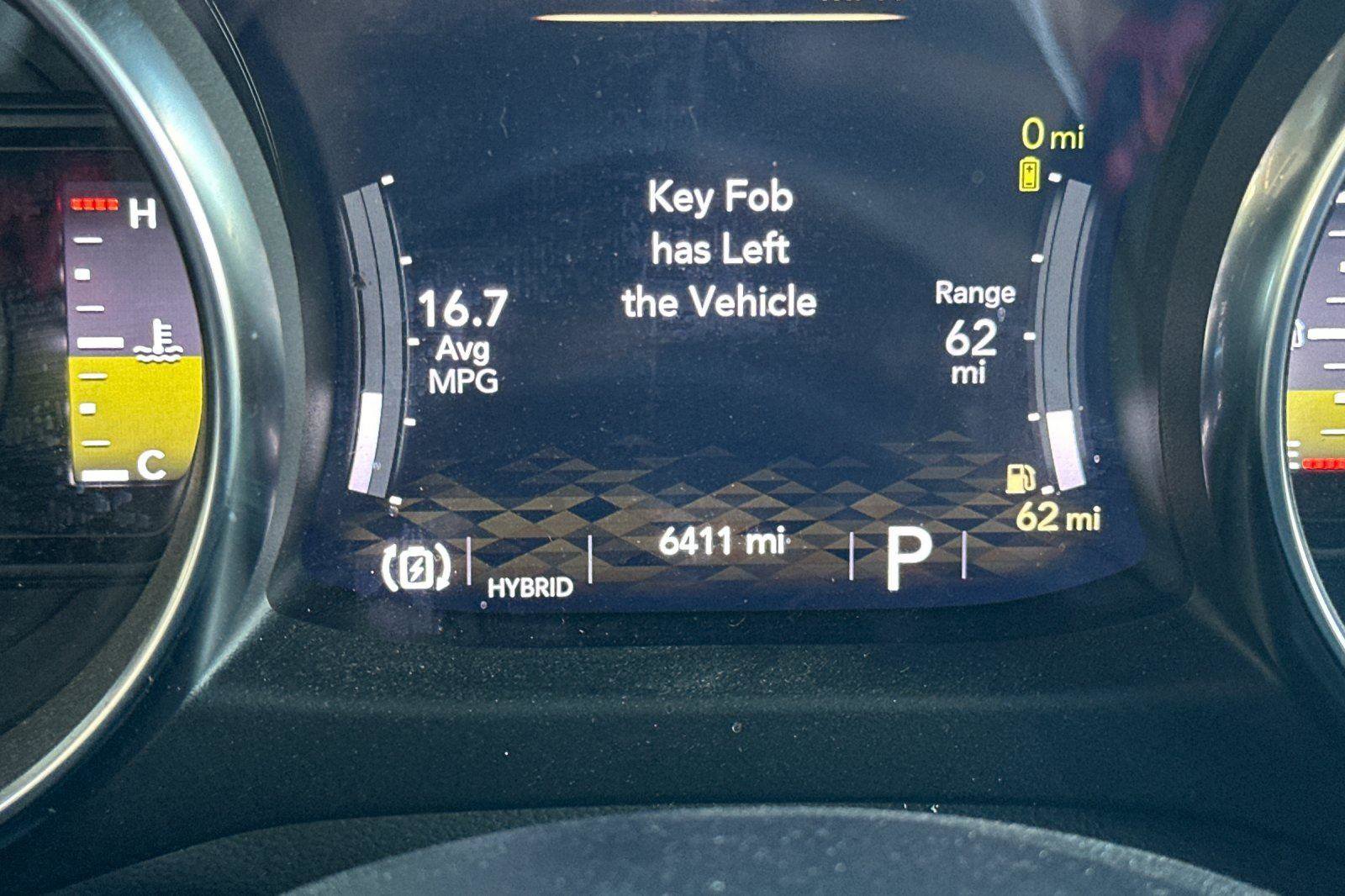 Used 2023 Jeep Wrangler Unlimited Rubicon 4xe image 30