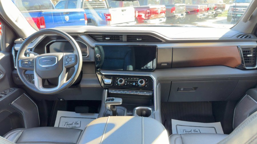 Used 2023 GMC Sierra 1500 Denali w/ Technology Package AWD/4WD image 12