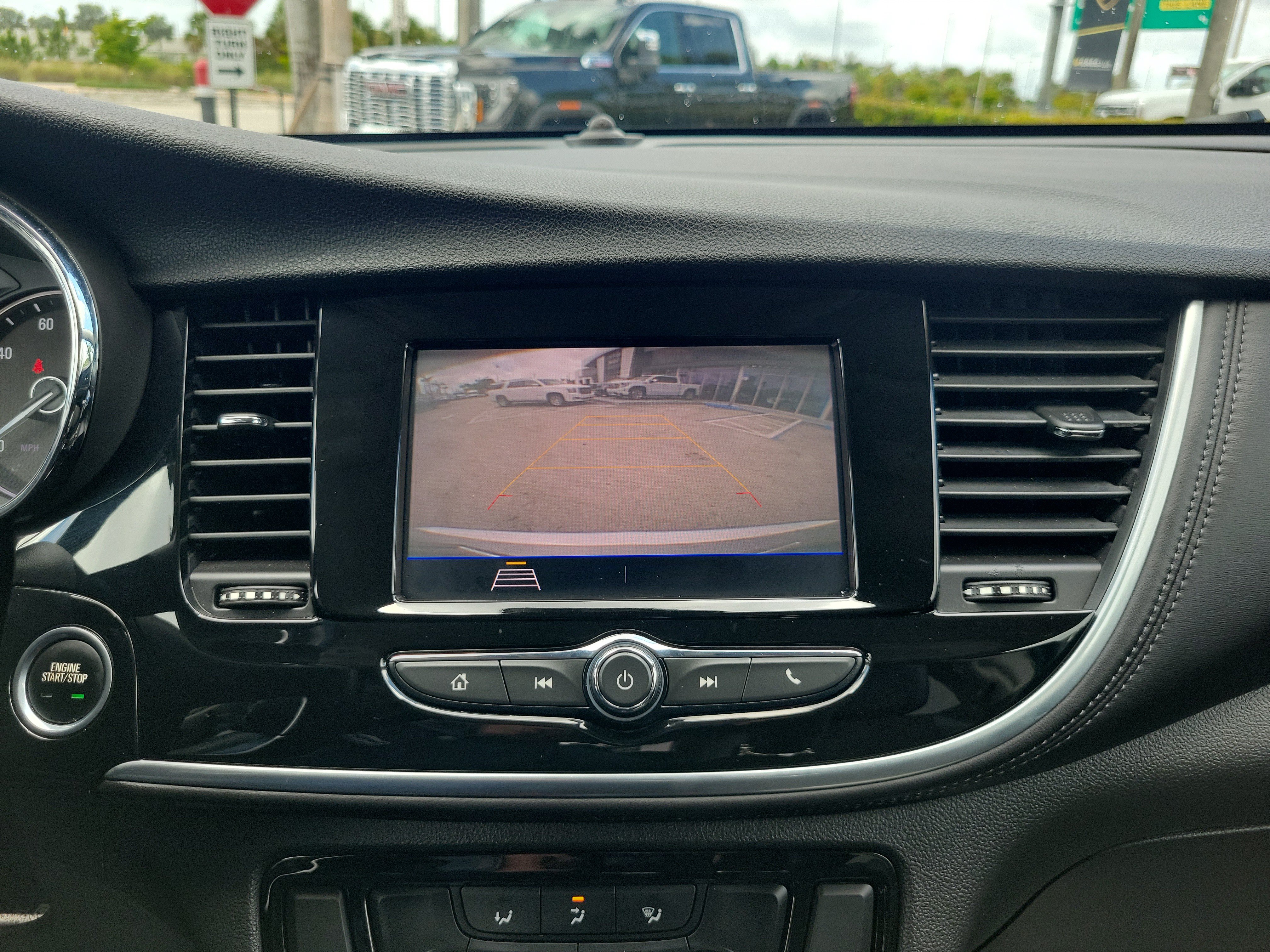 Used 2022 Buick Encore Preferred FWD image 10