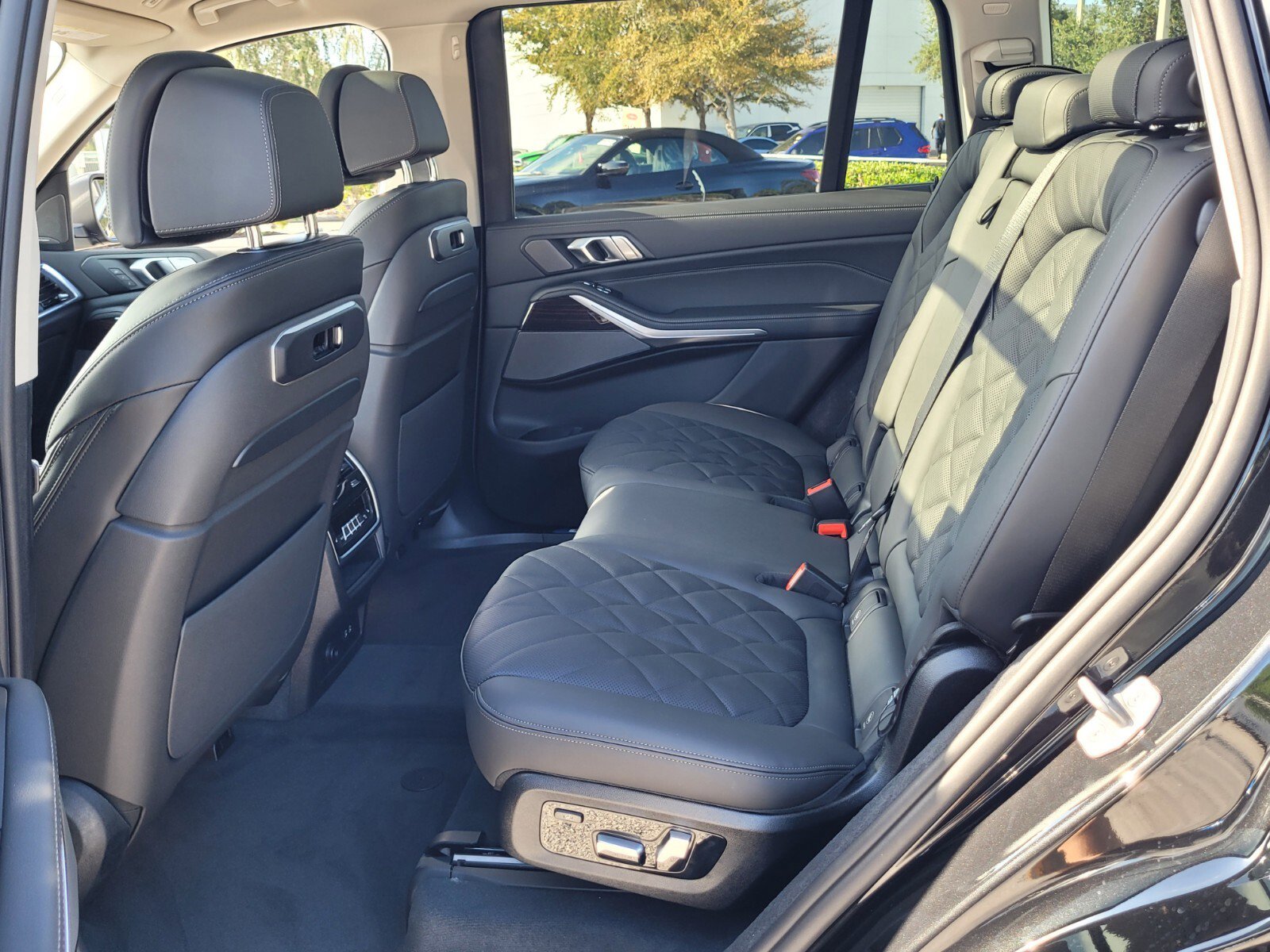 New 2026 BMW X7 xDrive40i image 11