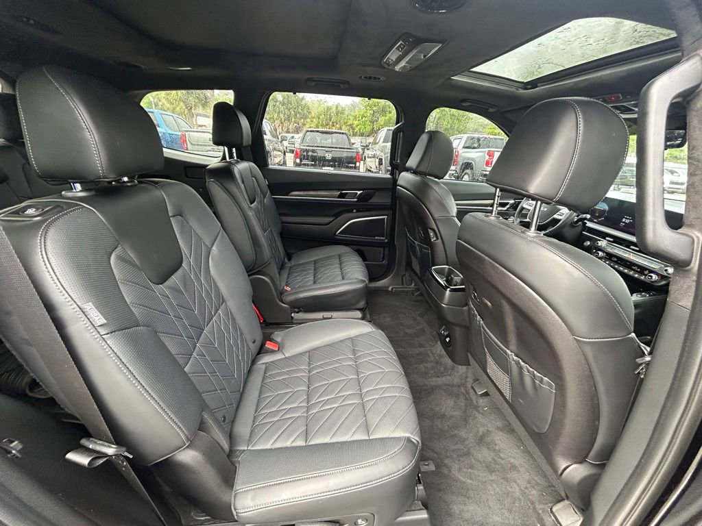 Used 2025 Kia Telluride SX Prestige X-Line image 23