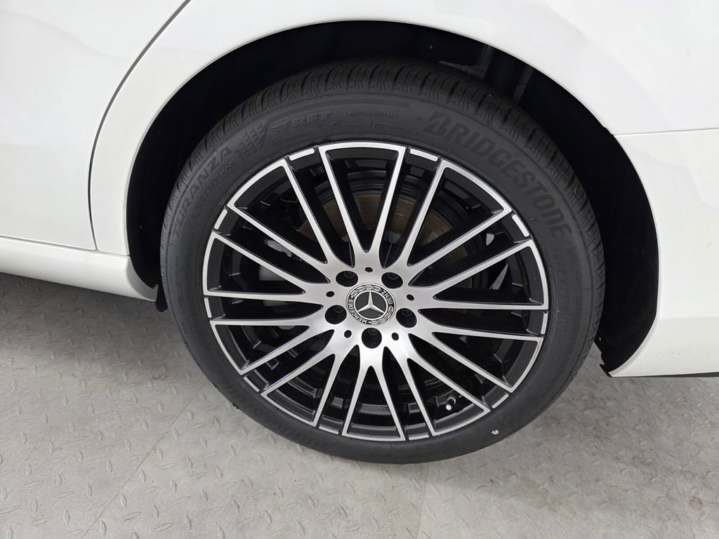 New 2026 Mercedes-Benz C 300 4MATIC Sedan image 12