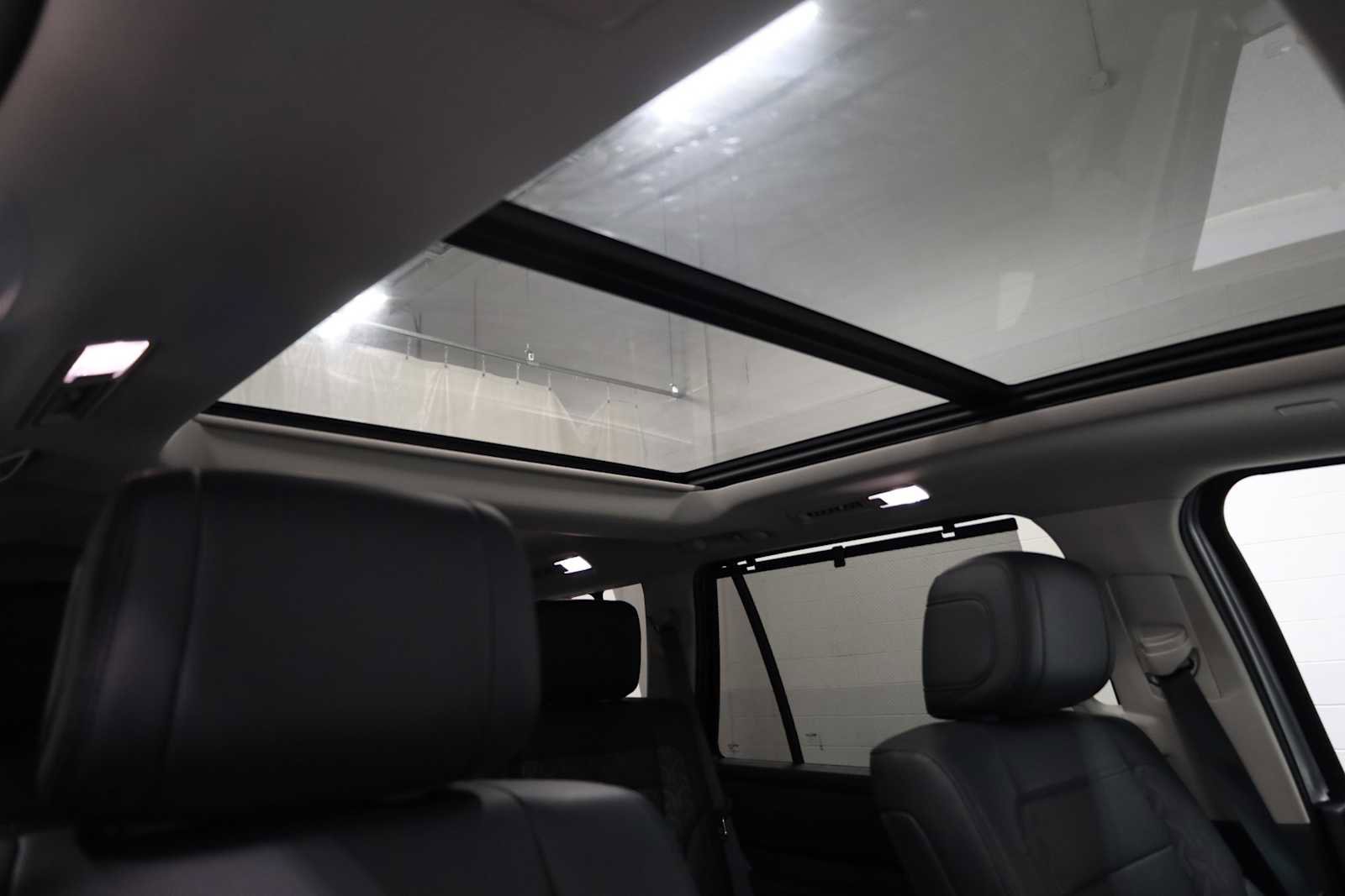 Used 2024 Toyota Sequoia Platinum image 18